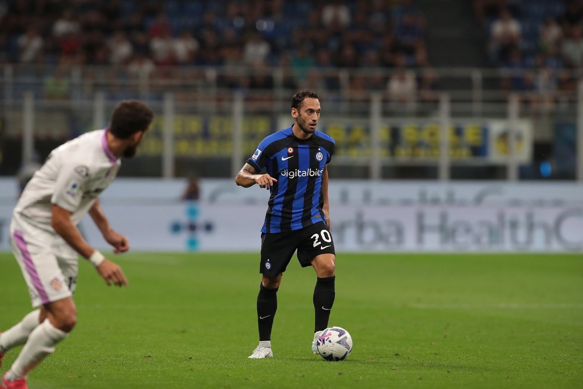 恰尔汗奥卢助攻数据(恰尔汉奥卢任意球)