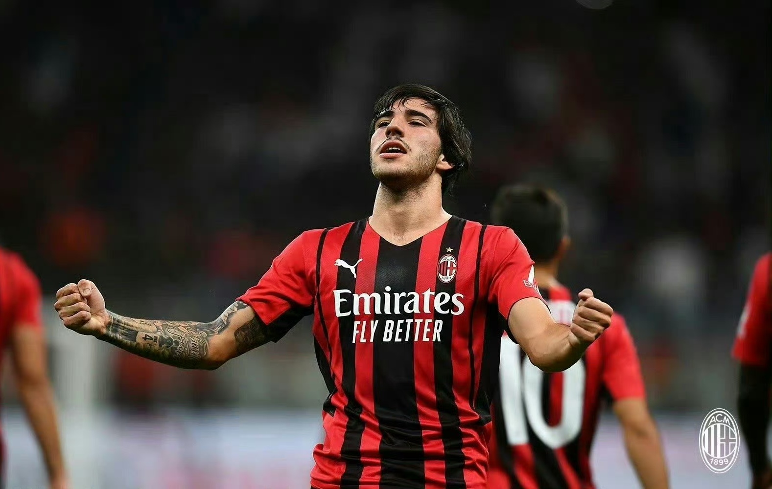 虎扑平台-AC米兰引援最新消息(ac米兰足球队最新新闻)