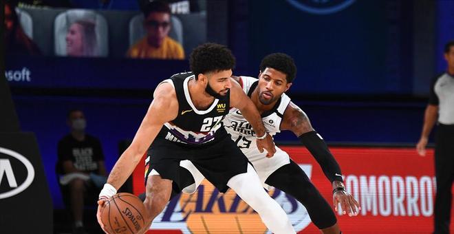 包含掘金队钱查尔角色定位的词条