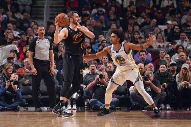 hupu虎扑-勇士队兰姆(mǔ)双向合同(勇士队的篮球)