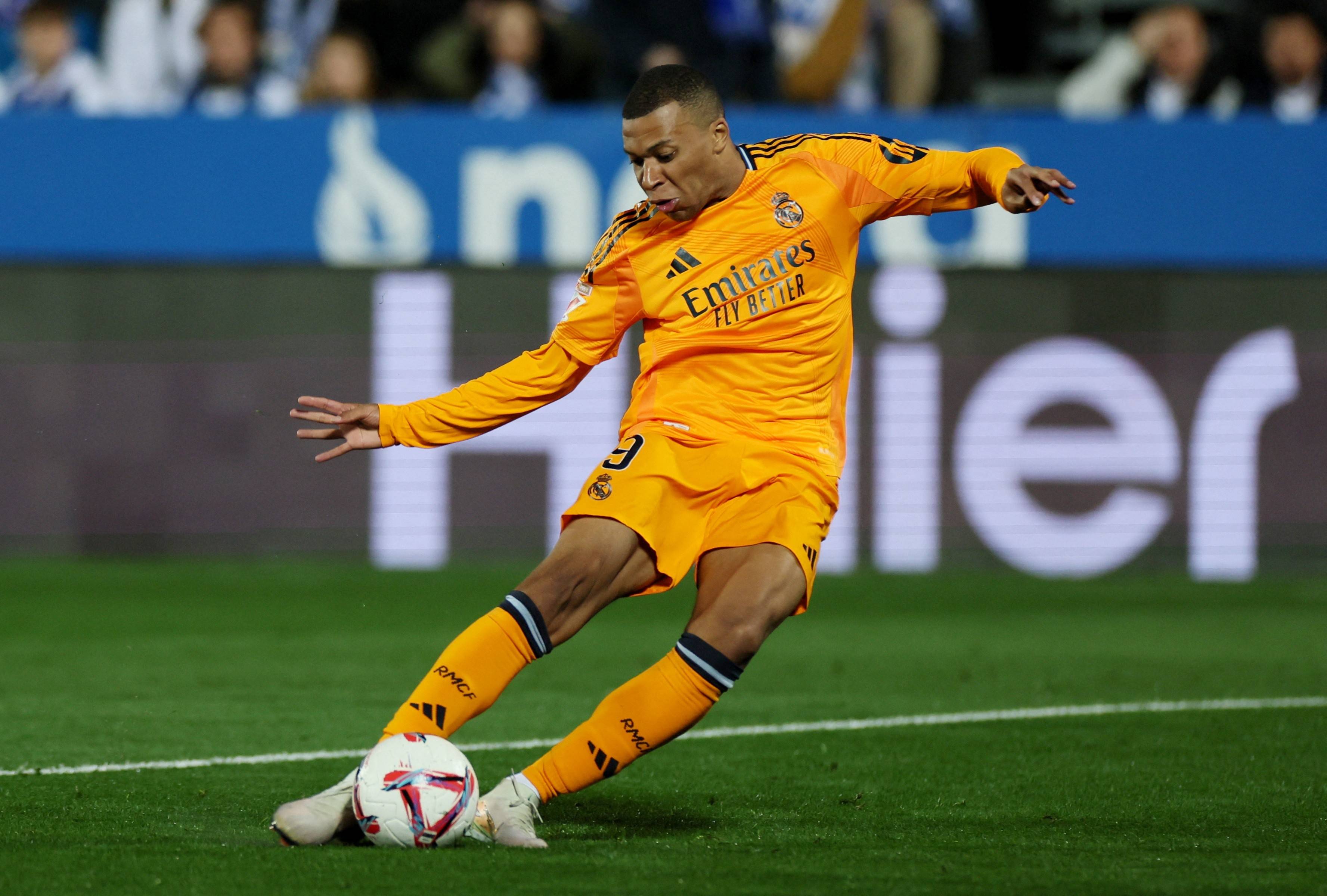 虎扑下载-皇(huáng)家马德里最新消息?(皇(huáng)家马德里中文官方网站)